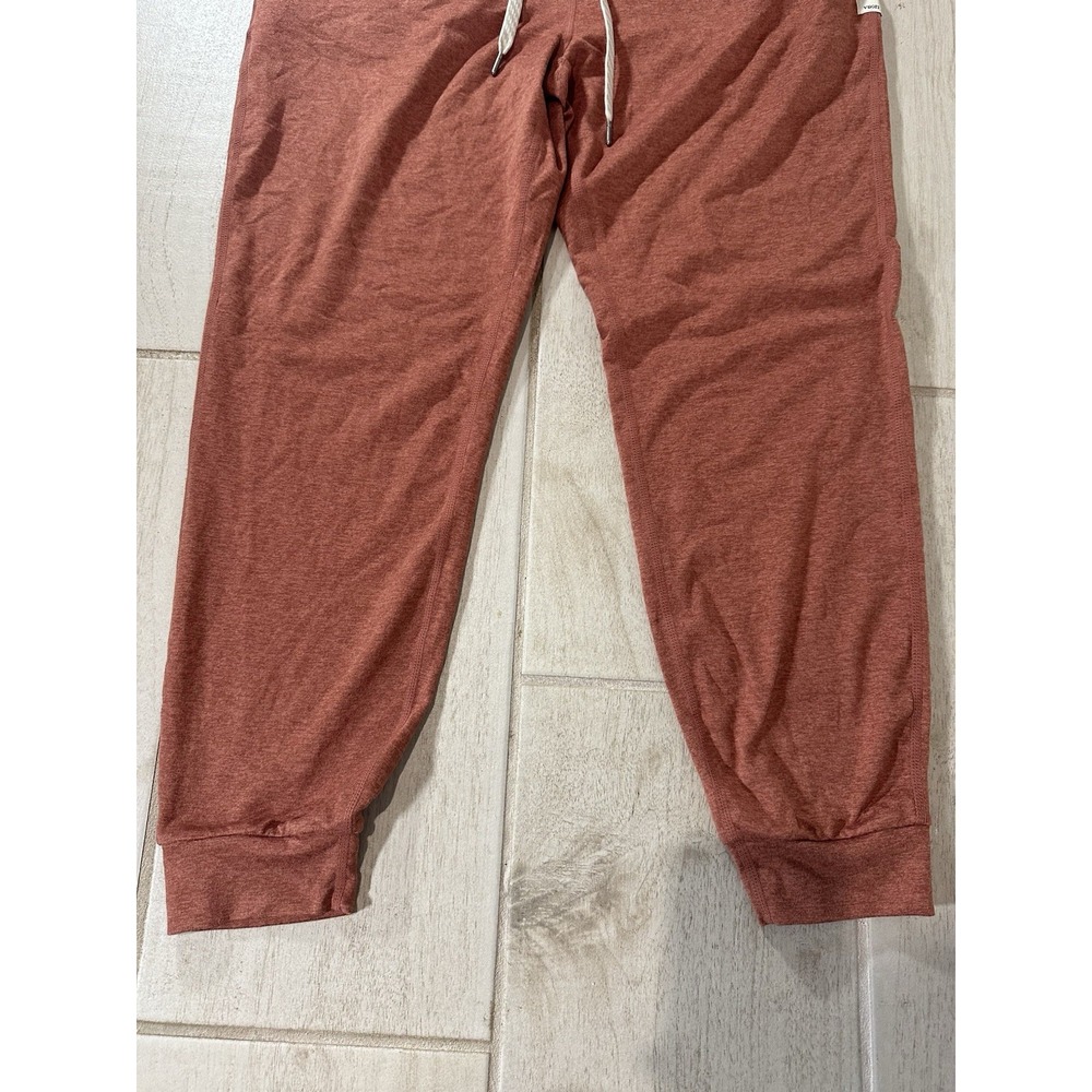 Vuori | Women’s Cinnamon Heather Track Joggers - Picture 2 of 11